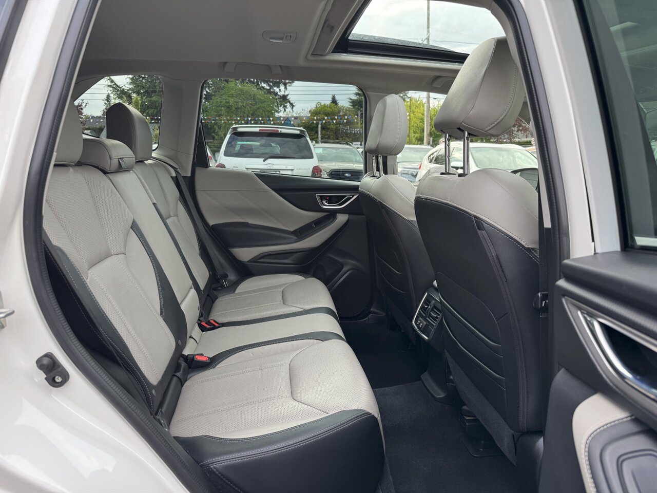 2022 Subaru Forester Limited AWD NAV ADAPTIVE ONLY 26K MILES   - Photo 16 - Portland, OR 97211