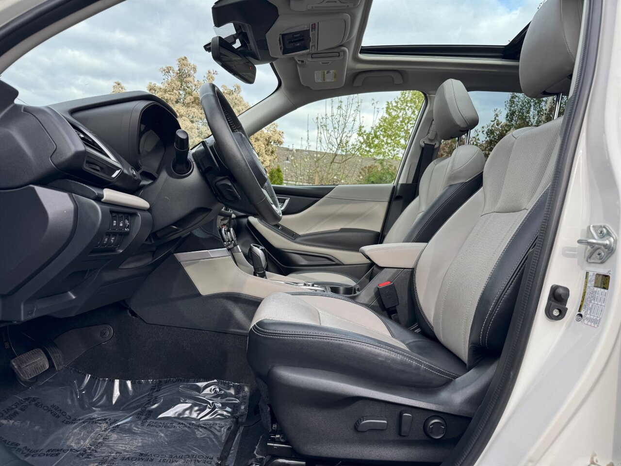 2022 Subaru Forester Limited AWD NAV ADAPTIVE ONLY 26K MILES   - Photo 10 - Portland, OR 97211