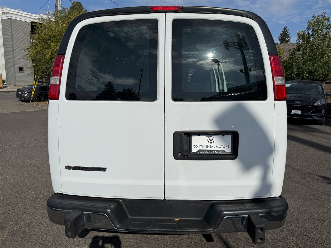 2019 Chevrolet Express 2500 BACKUP CAMERA - Photo 6 - Portland, OR 97211