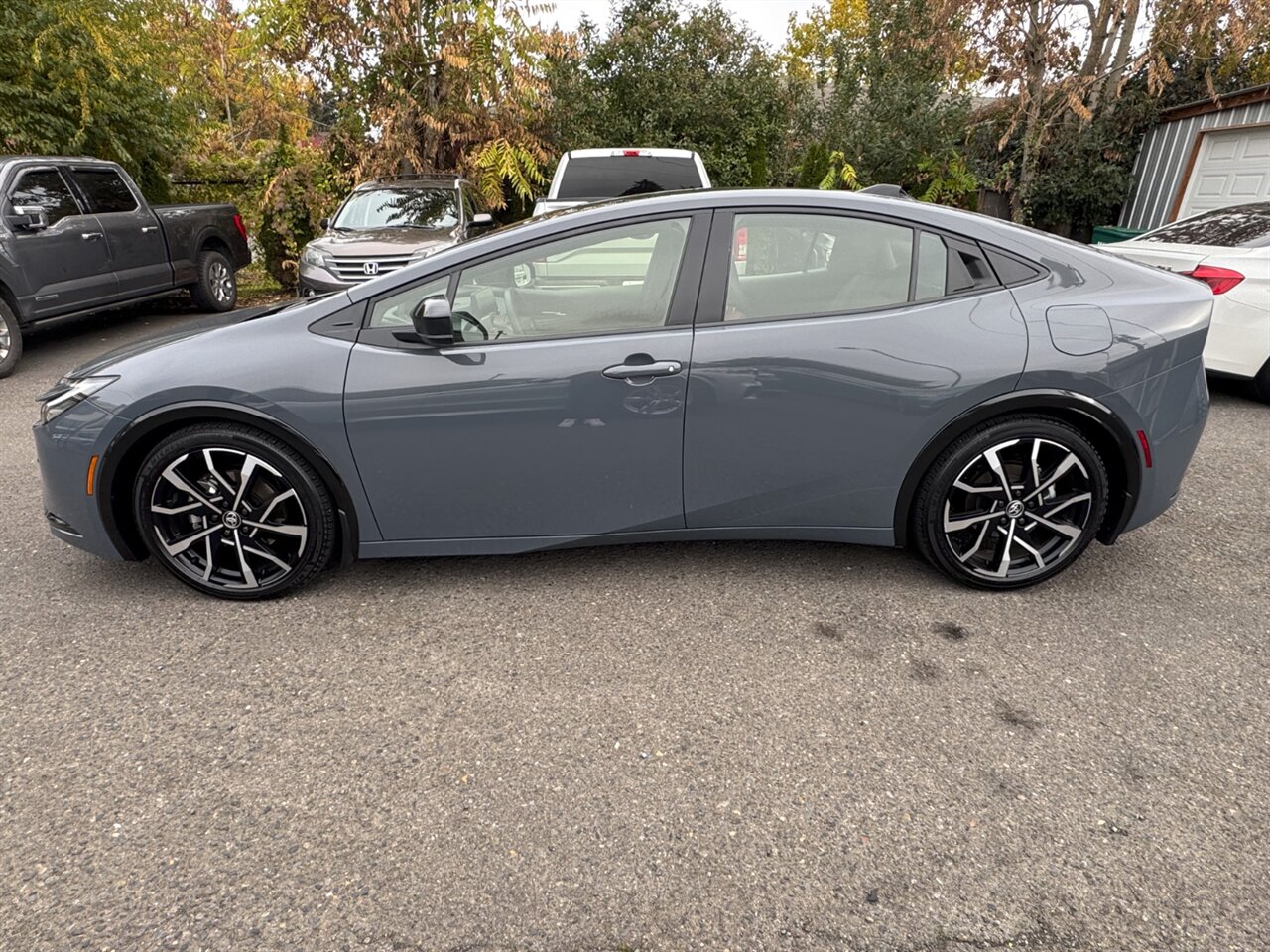 2024 Toyota Prius Prime XSE   - Photo 4 - Portland, OR 97211