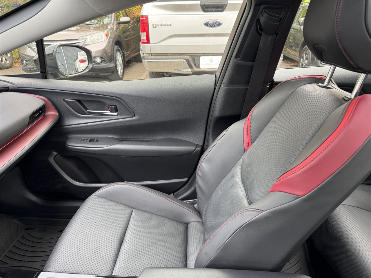 2024 Toyota Prius Prime XSE   - Photo 28 - Portland, OR 97211