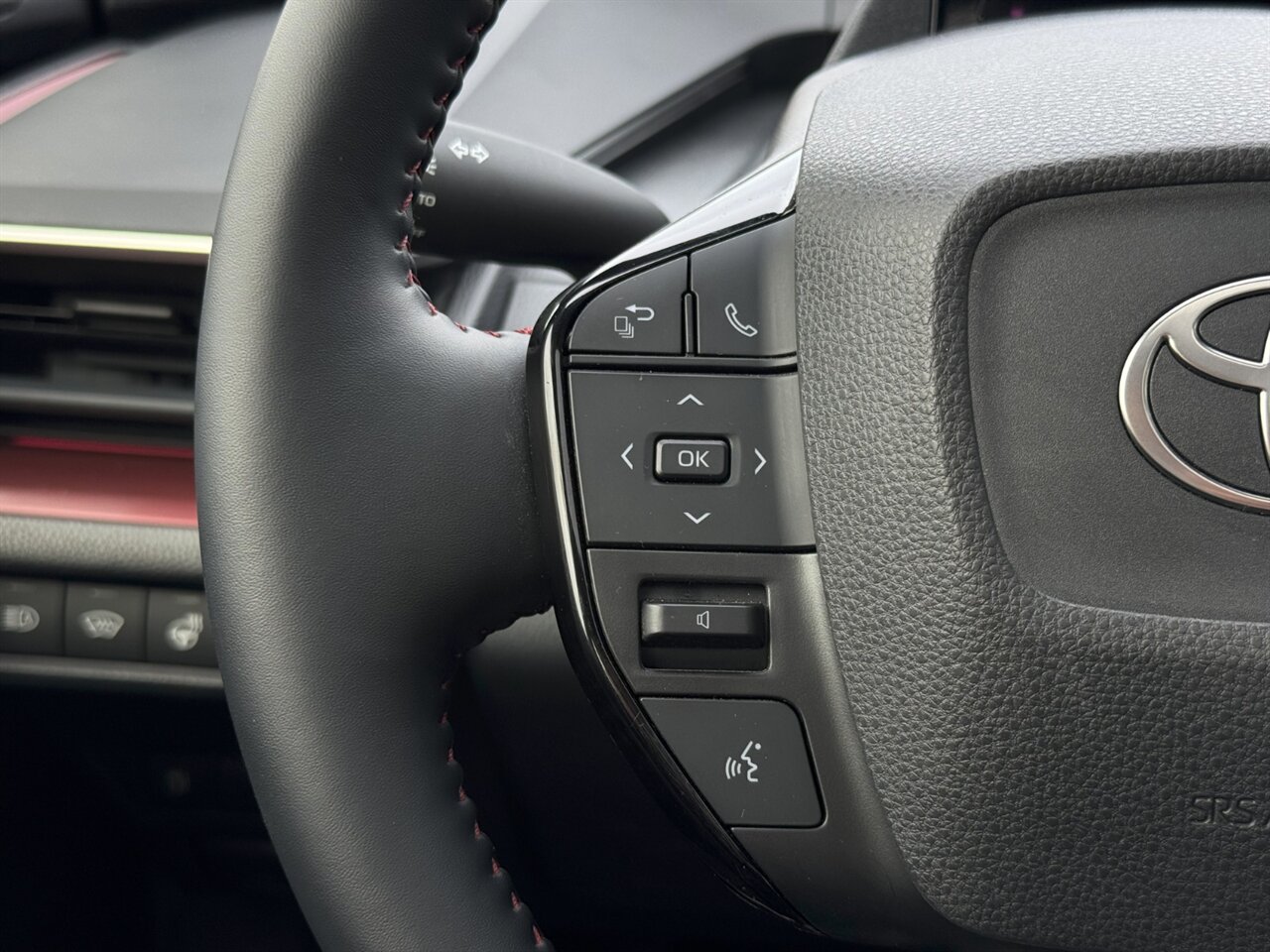 2024 Toyota Prius Prime XSE   - Photo 25 - Portland, OR 97211