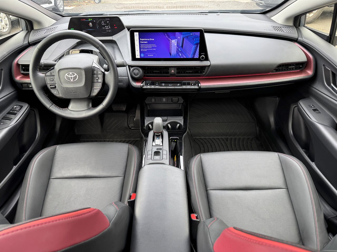 2024 Toyota Prius Prime XSE   - Photo 14 - Portland, OR 97211