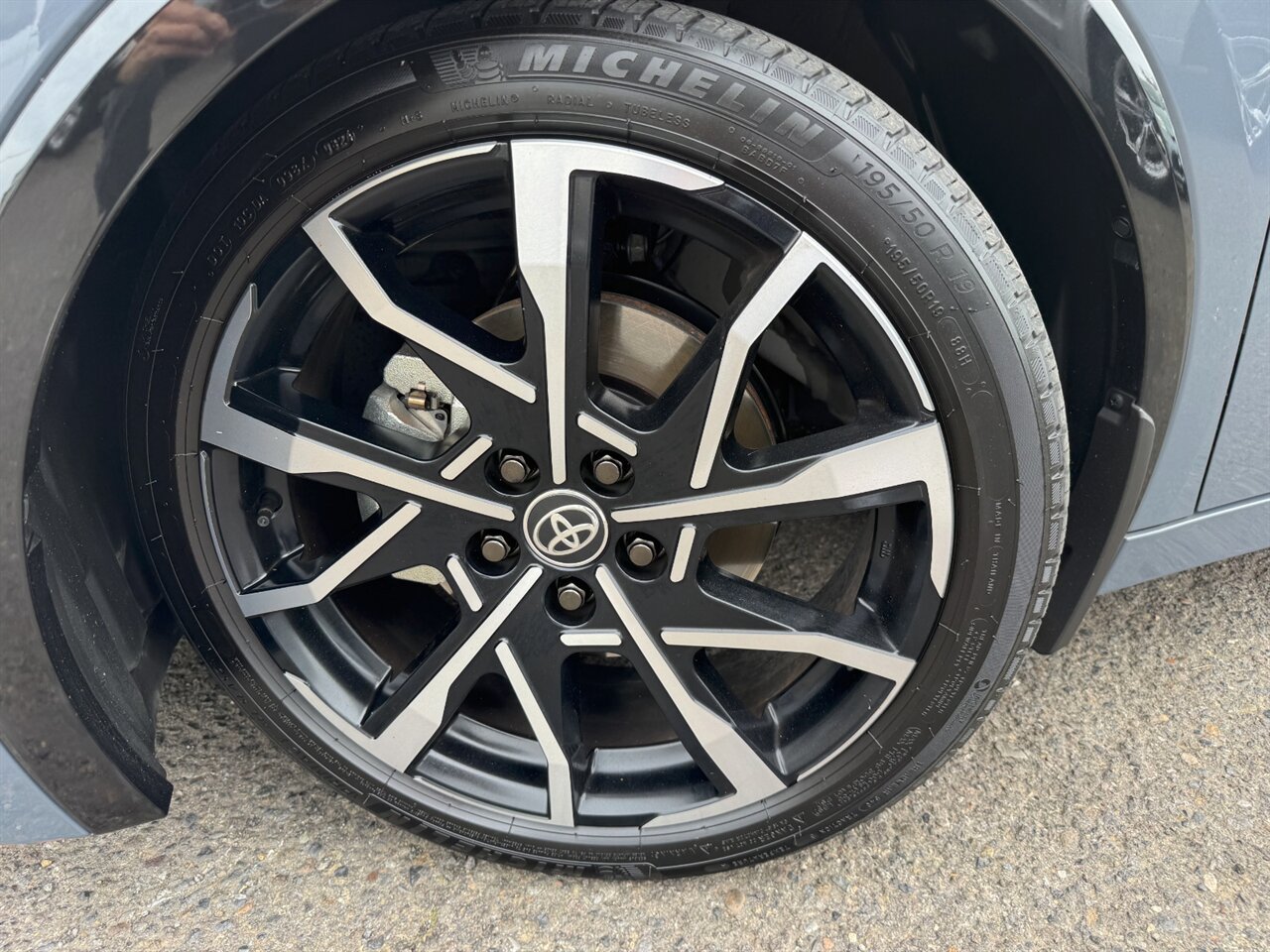 2024 Toyota Prius Prime XSE   - Photo 36 - Portland, OR 97211