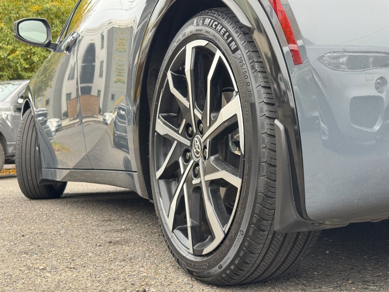 2024 Toyota Prius Prime XSE   - Photo 38 - Portland, OR 97211