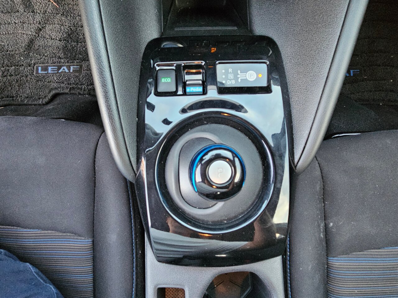 2021 Nissan LEAF SV - EV REBATE $4000 - Photo 23 - Portland, OR 97211