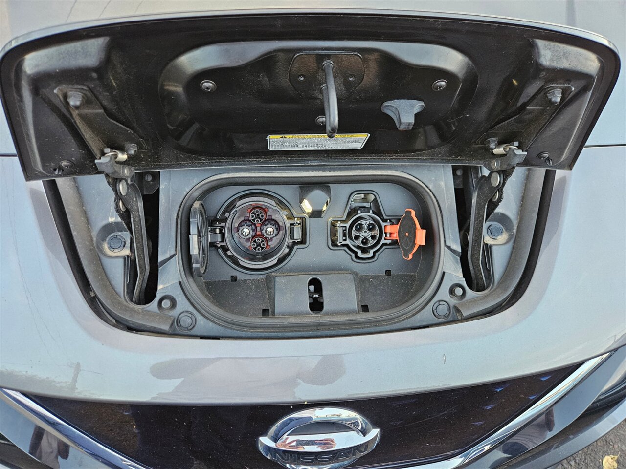 2021 Nissan LEAF SV - EV REBATE $4000 - Photo 29 - Portland, OR 97211