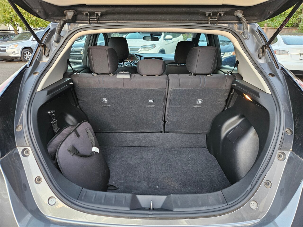 2021 Nissan LEAF SV - EV REBATE $4000 - Photo 15 - Portland, OR 97211