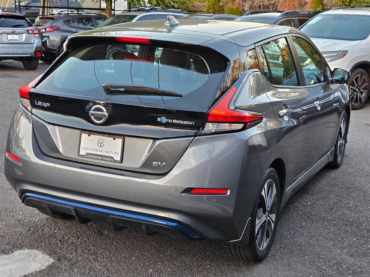 2021 Nissan LEAF SV - EV REBATE $4000 - Photo 6 - Portland, OR 97211