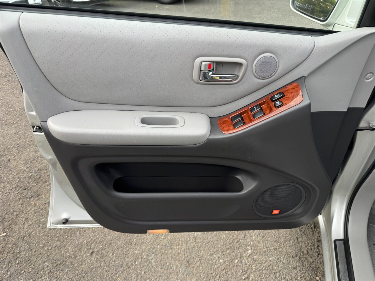 2007 Toyota Highlander Limited AWD 3RD ROW   - Photo 11 - Portland, OR 97211