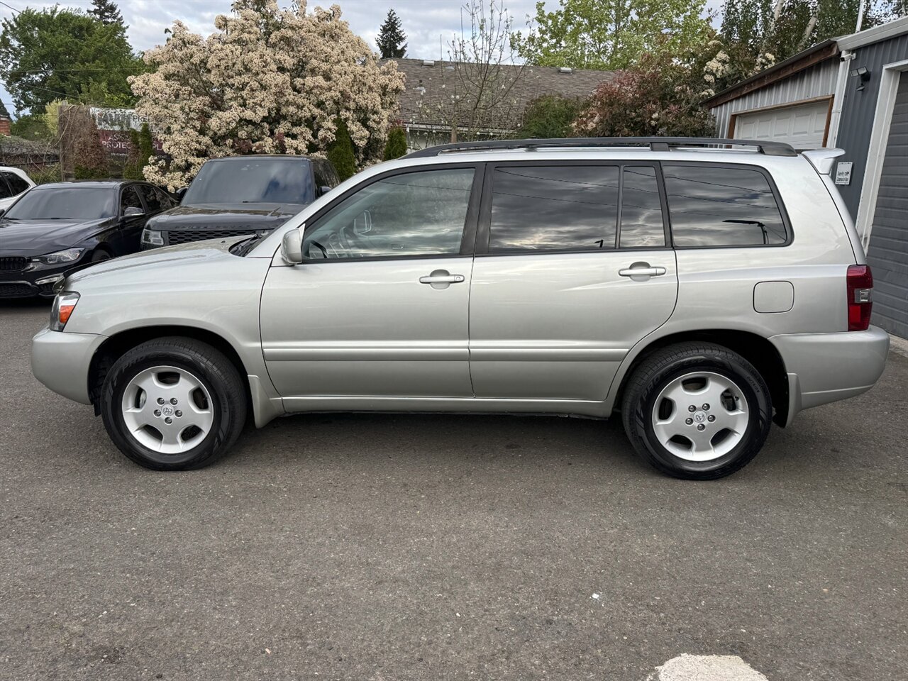 2007 Toyota Highlander Limited AWD 3RD ROW   - Photo 3 - Portland, OR 97211