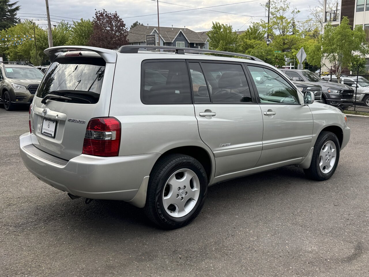2007 Toyota Highlander Limited AWD 3RD ROW   - Photo 7 - Portland, OR 97211
