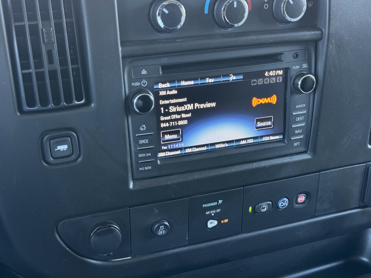 2020 Chevrolet Express 3500   - Photo 22 - Portland, OR 97211