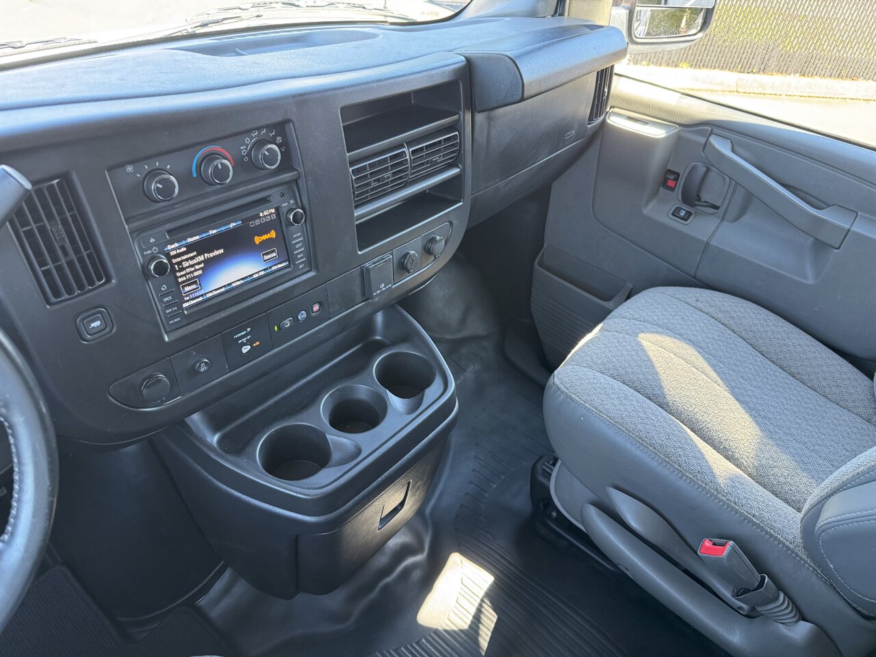 2020 Chevrolet Express 3500   - Photo 20 - Portland, OR 97211