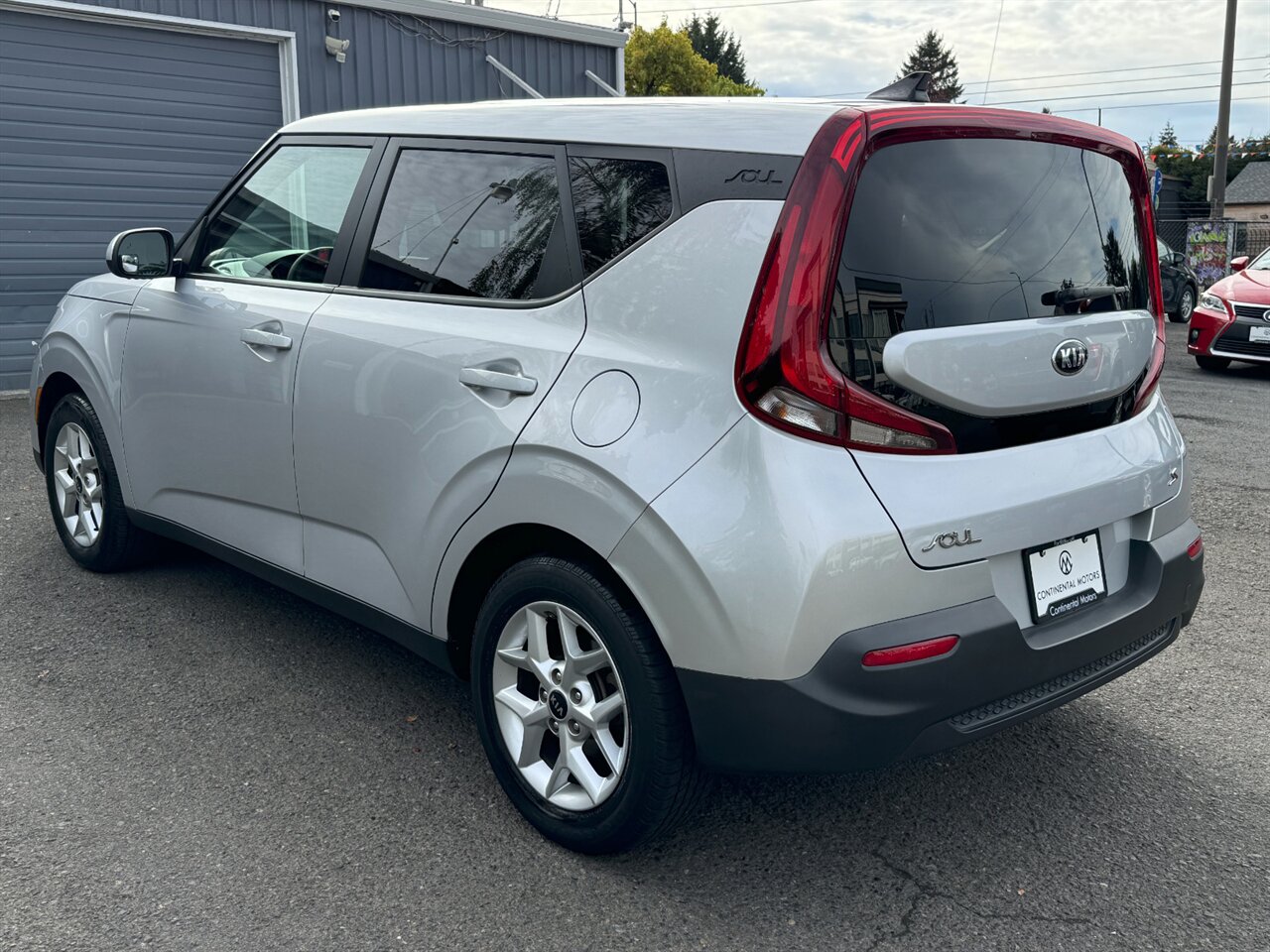 2020 Kia Soul S   - Photo 9 - Portland, OR 97211