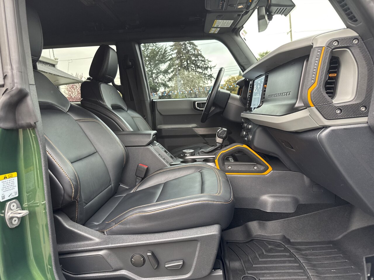 2022 Ford Bronco Badlands Advanced   - Photo 18 - Portland, OR 97211
