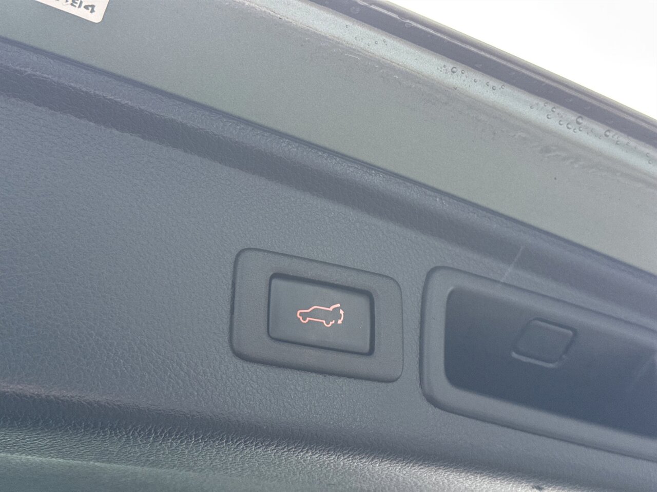 2018 Subaru Forester 2.5i Limited EYESIGHT BLIS LEATHER - Photo 16 - Portland, OR 97211