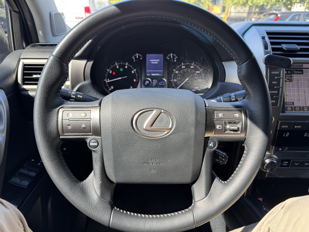 2015 Lexus GX 460   - Photo 20 - Portland, OR 97211