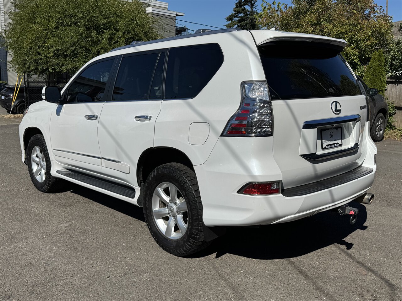 2015 Lexus GX 460   - Photo 10 - Portland, OR 97211
