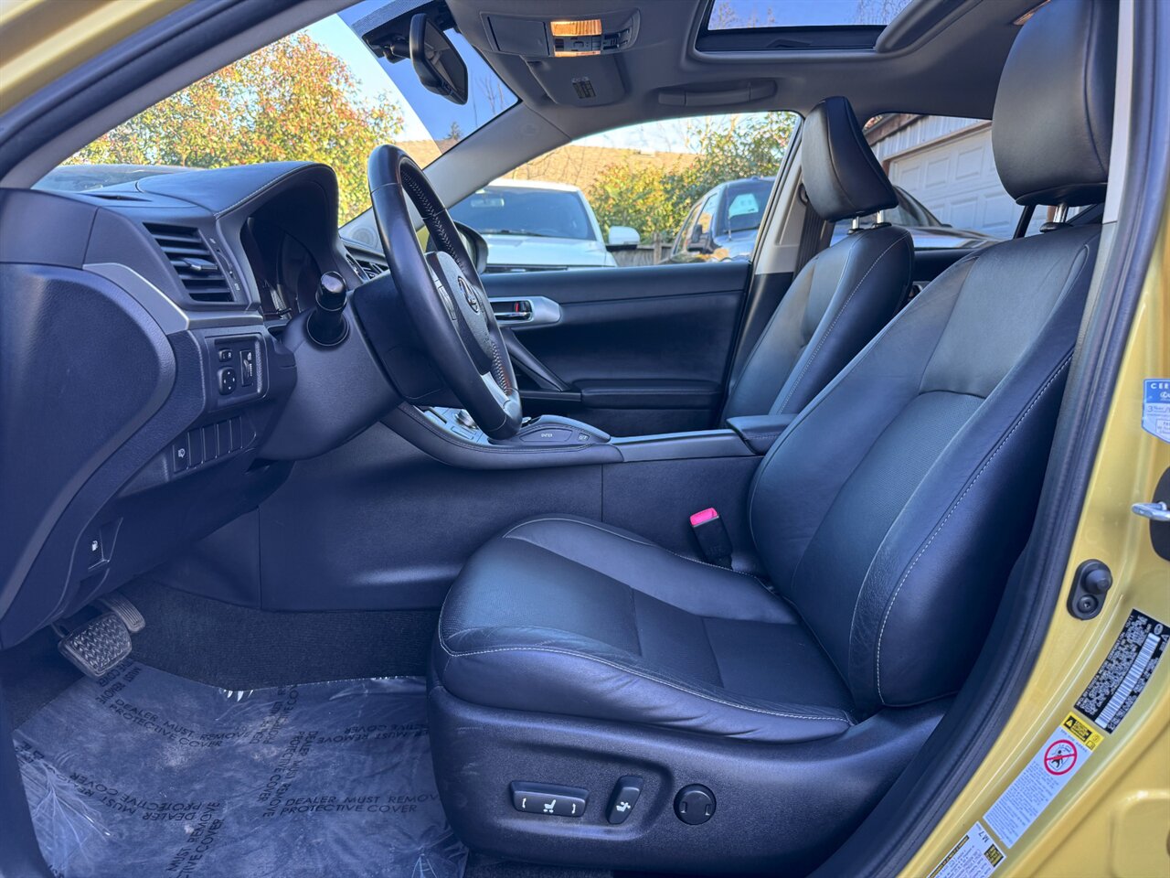 2012 Lexus CT 200h Premium NAV BACKUP CAMERA LEATHER   - Photo 11 - Portland, OR 97211