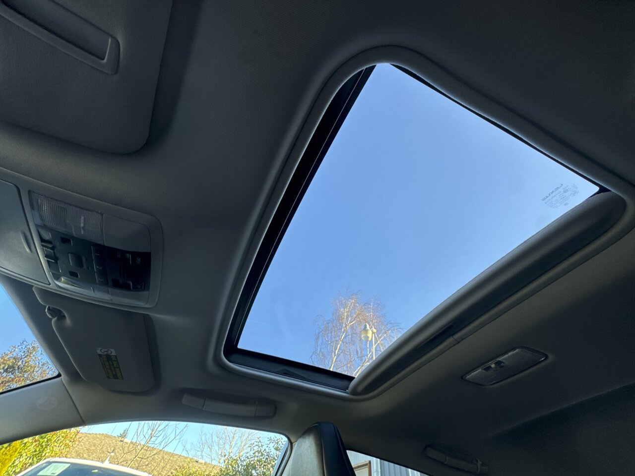 2012 Lexus CT 200h Premium NAV BACKUP CAMERA LEATHER   - Photo 31 - Portland, OR 97211