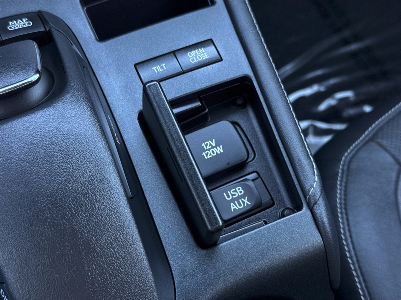 2012 Lexus CT 200h Premium NAV BACKUP CAMERA LEATHER   - Photo 28 - Portland, OR 97211