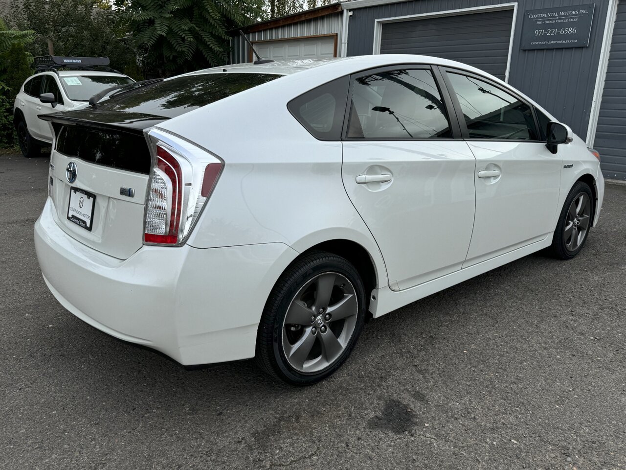 2015 Toyota Prius Persona Series LEATHER BACKUP CAMERA   - Photo 7 - Portland, OR 97211