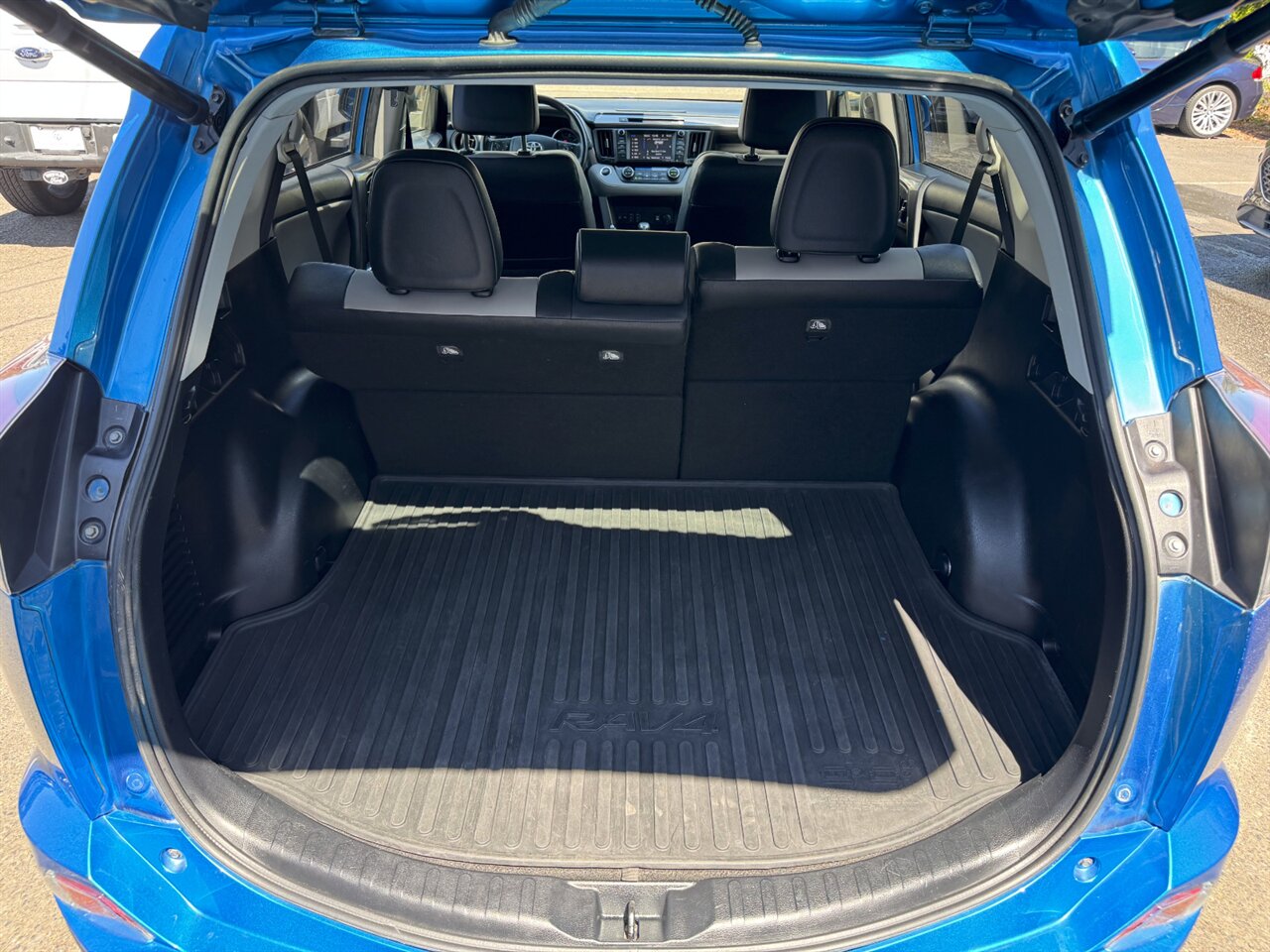 2018 Toyota RAV4 Limited AWD ADAPTIVE CRUISE - Photo 15 - Portland, OR 97211
