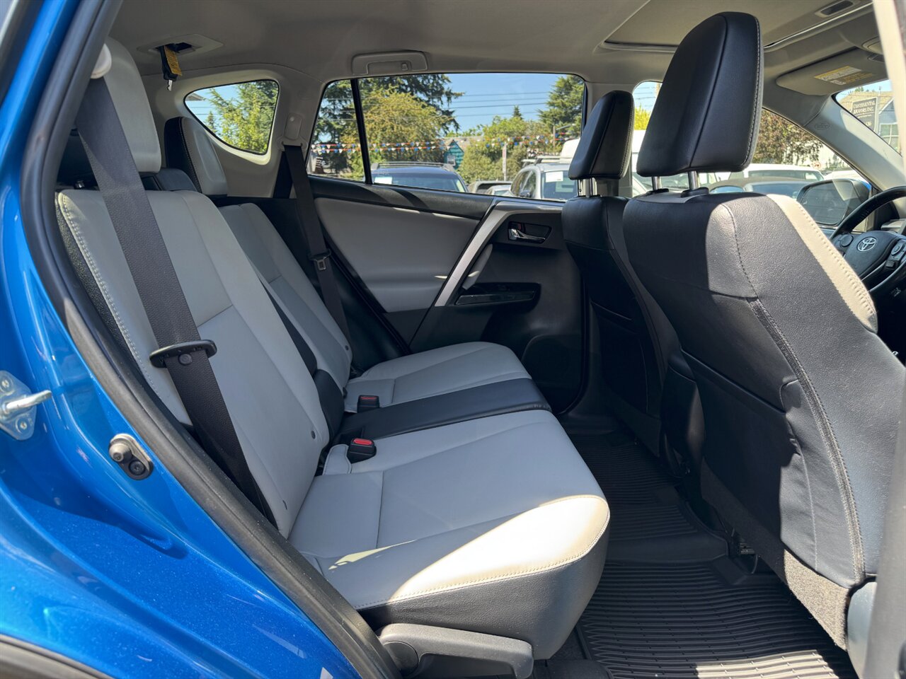 2018 Toyota RAV4 Limited AWD ADAPTIVE CRUISE - Photo 17 - Portland, OR 97211