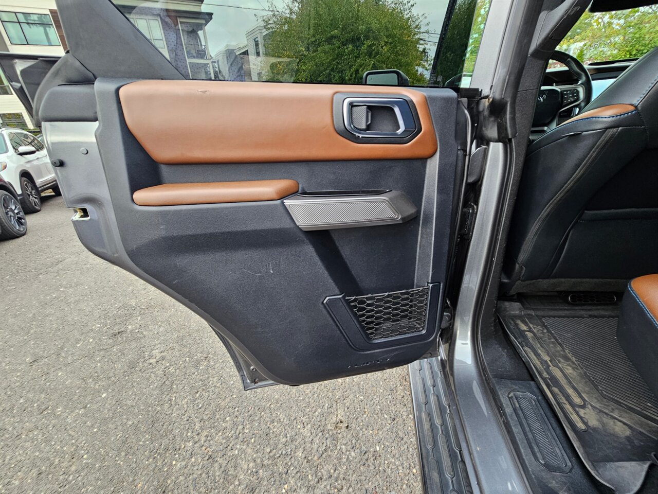 2023 Ford Bronco Outer Banks Advanced - Photo 15 - Portland, OR 97211