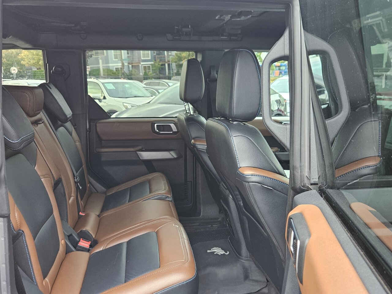 2023 Ford Bronco Outer Banks Advanced - Photo 18 - Portland, OR 97211
