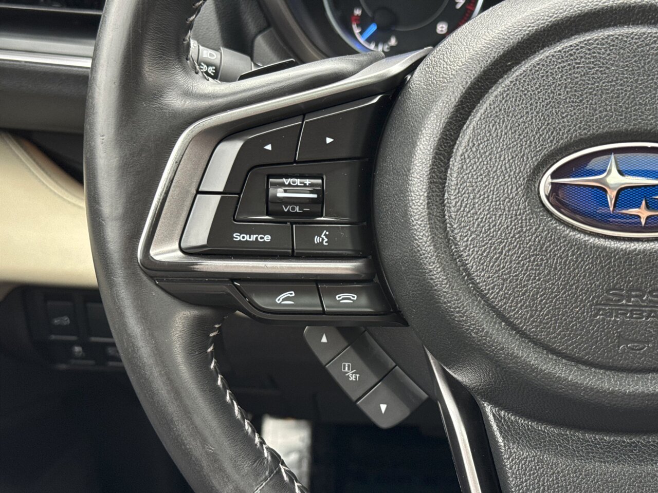 2019 Subaru Ascent Touring LOADED CAPTAIN CHAIRS   - Photo 27 - Portland, OR 97211