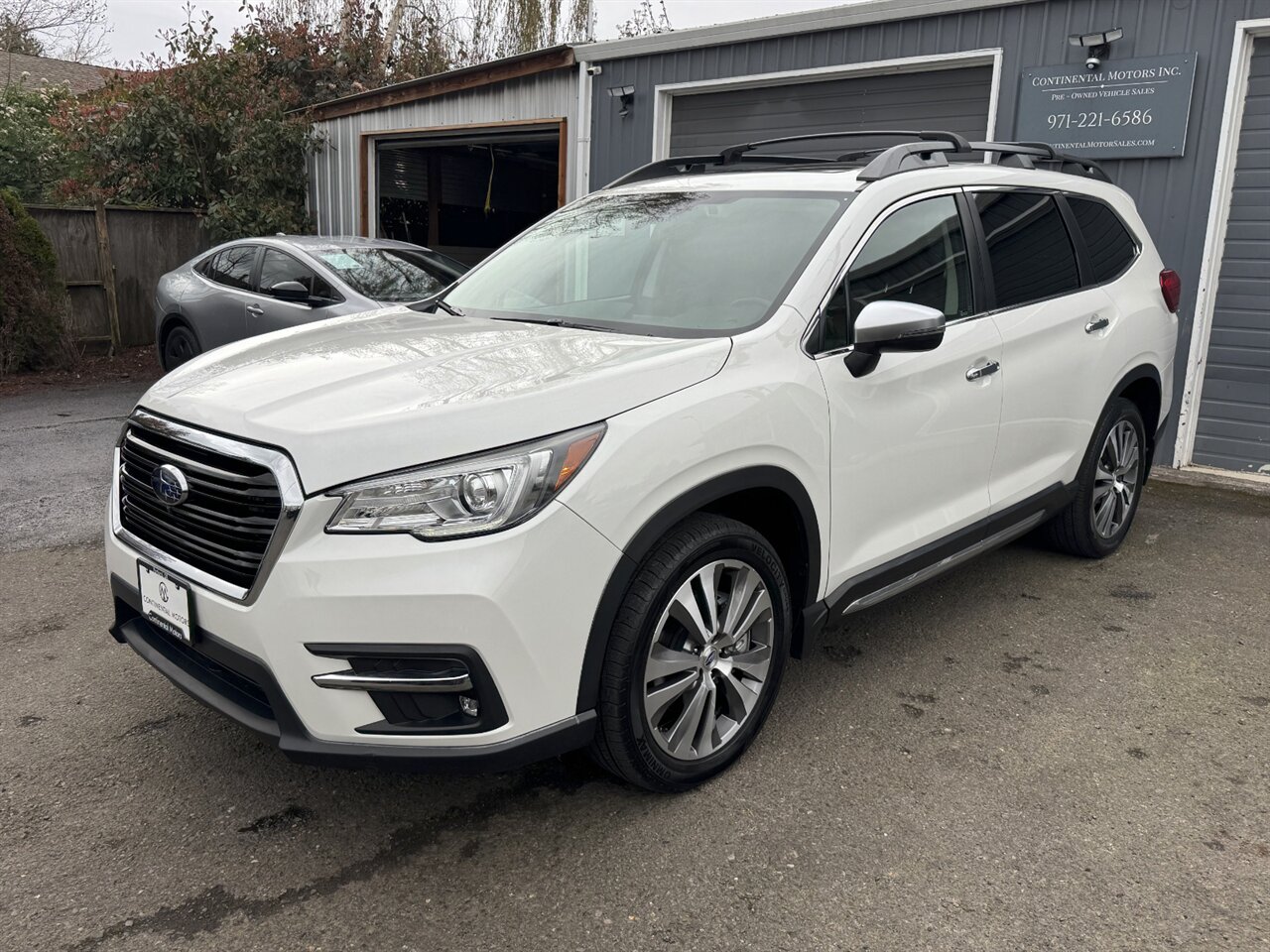 2019 Subaru Ascent Touring LOADED CAPTAIN CHAIRS   - Photo 3 - Portland, OR 97211