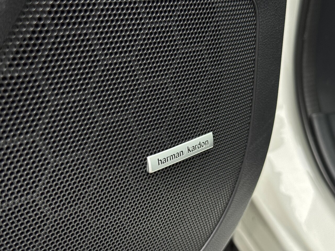 2019 Subaru Ascent Touring LOADED CAPTAIN CHAIRS   - Photo 22 - Portland, OR 97211