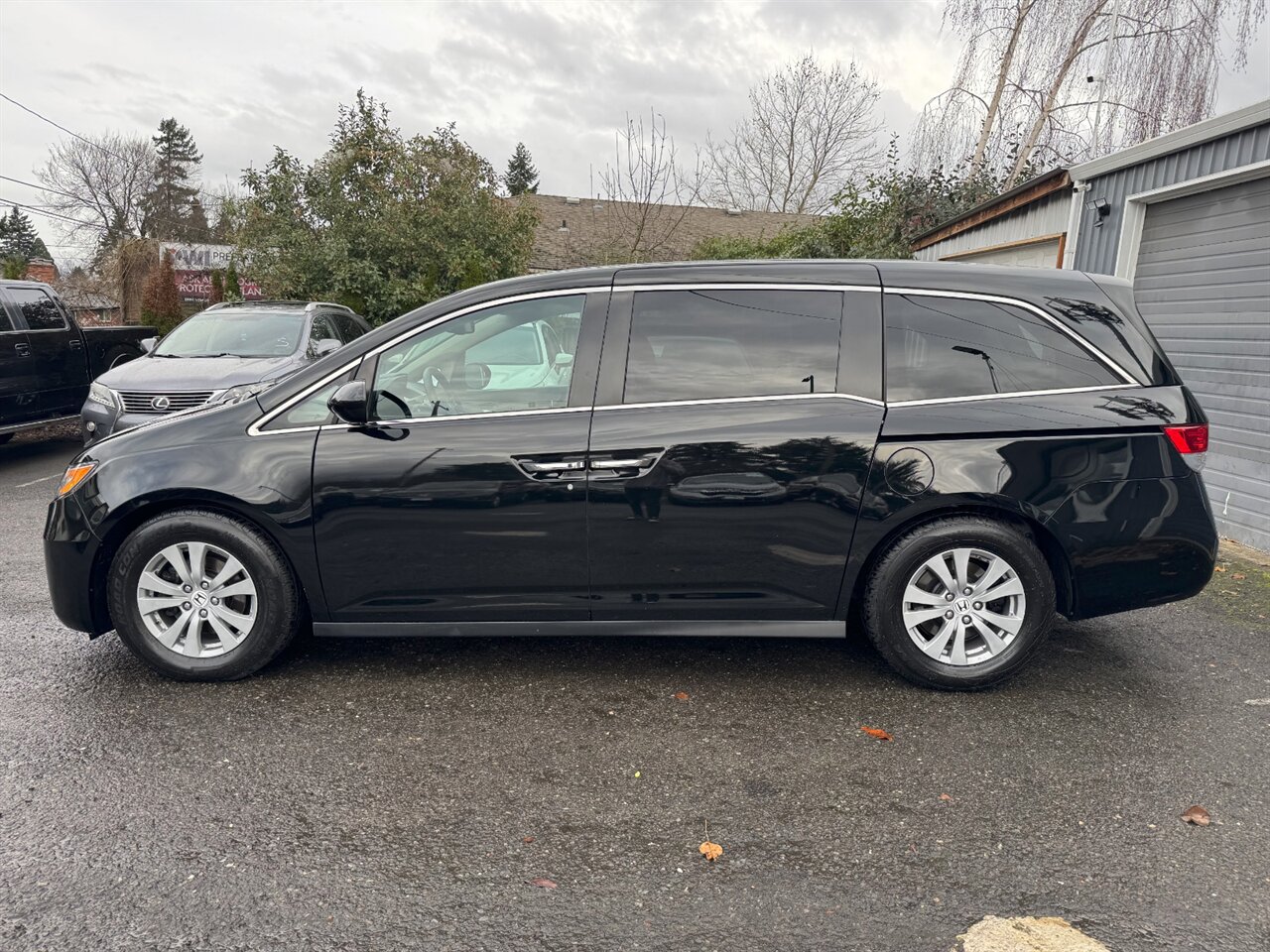 2016 Honda Odyssey EX-L LEATHER BACKUP CAMERA - Photo 4 - Portland, OR 97211
