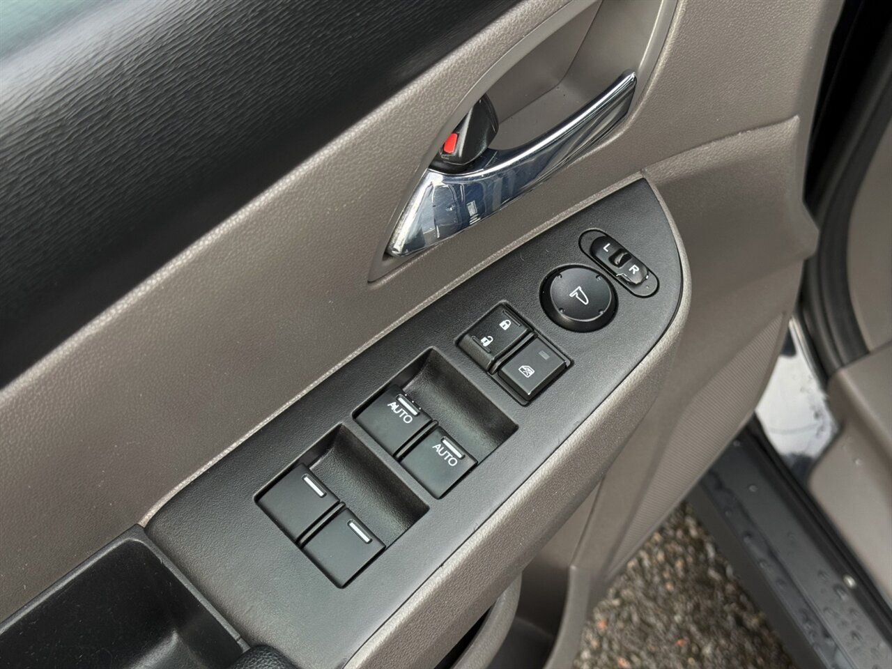 2016 Honda Odyssey EX-L LEATHER BACKUP CAMERA - Photo 24 - Portland, OR 97211