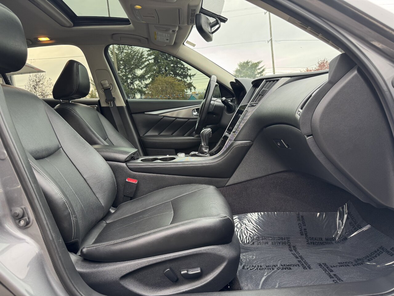 2015 INFINITI Q50 Premium AWD   - Photo 18 - Portland, OR 97211