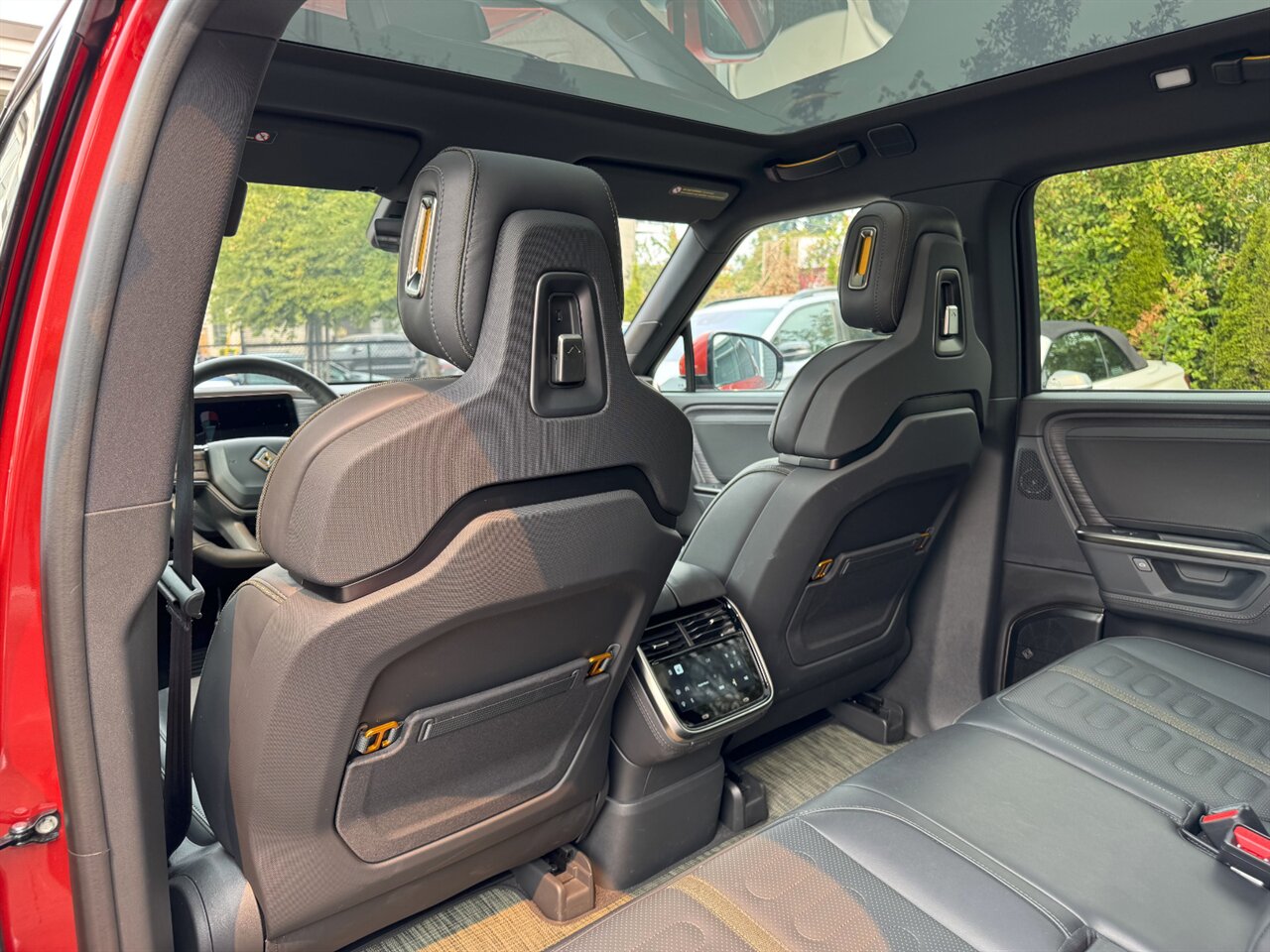 2025 Rivian R1S Adventure - Photo 14 - Portland, OR 97211