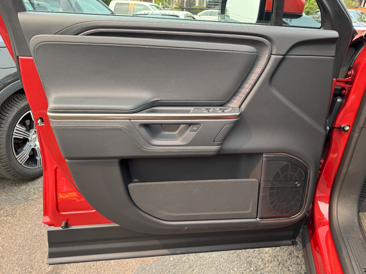2025 Rivian R1S Adventure - Photo 12 - Portland, OR 97211