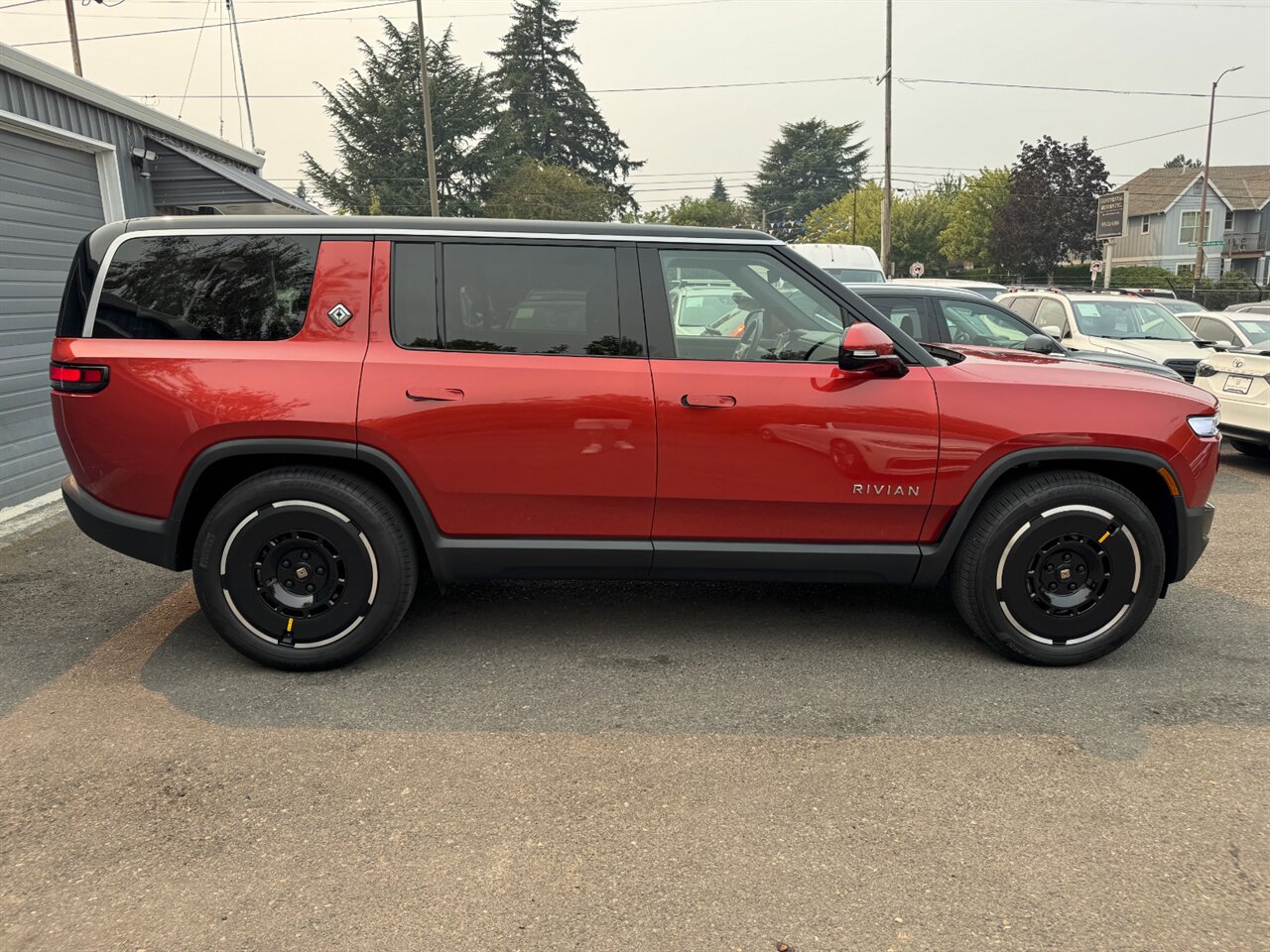 2025 Rivian R1S Adventure - Photo 7 - Portland, OR 97211