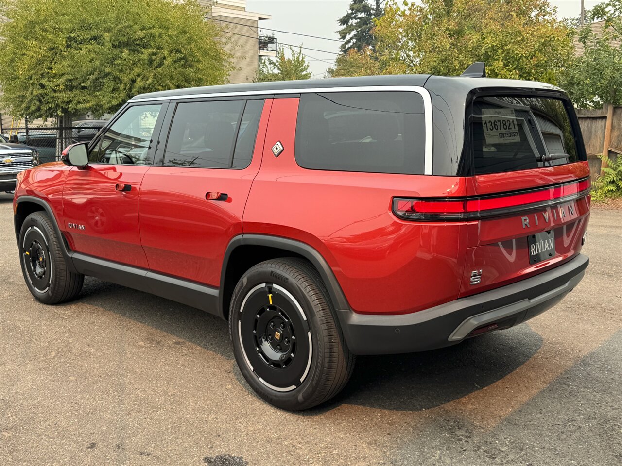 2025 Rivian R1S Adventure - Photo 10 - Portland, OR 97211