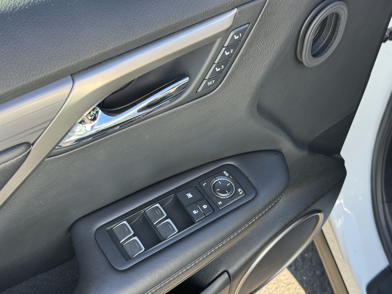 2017 Lexus RX 350 F SPORT - Photo 21 - Portland, OR 97211