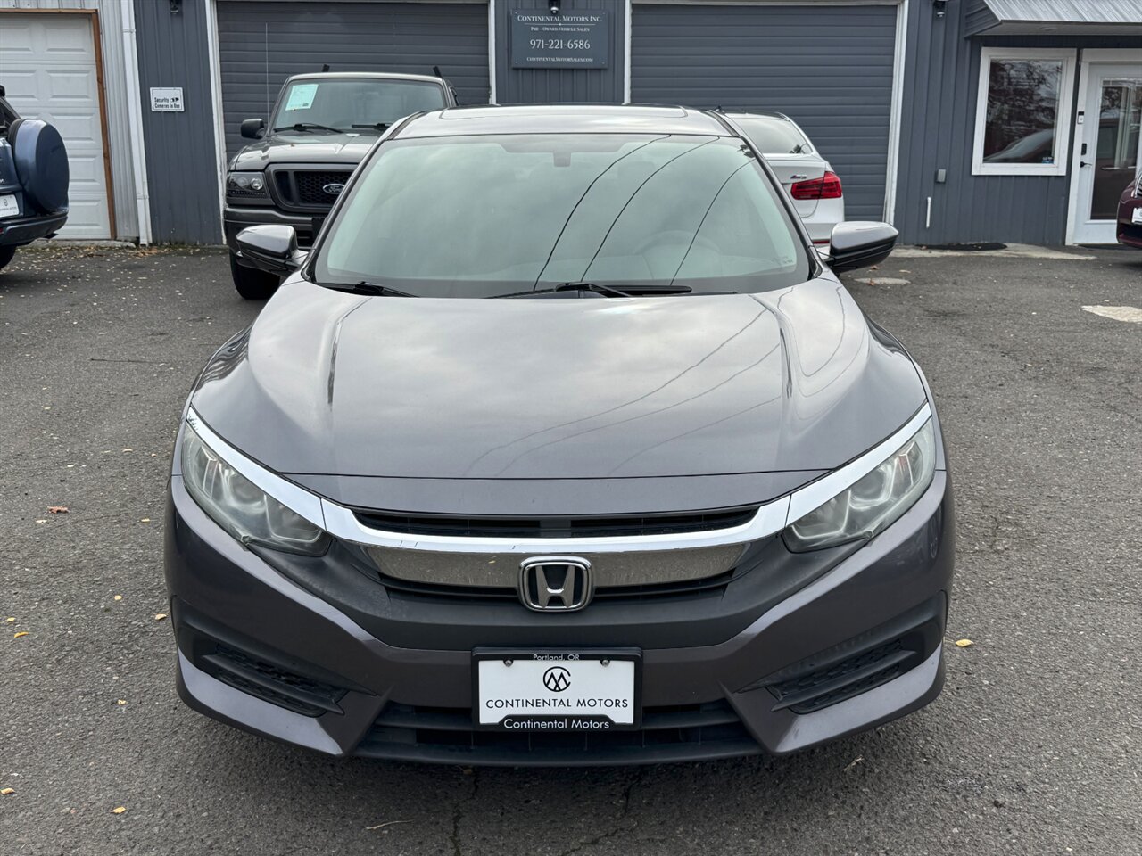 2017 Honda Civic EX   - Photo 5 - Portland, OR 97211