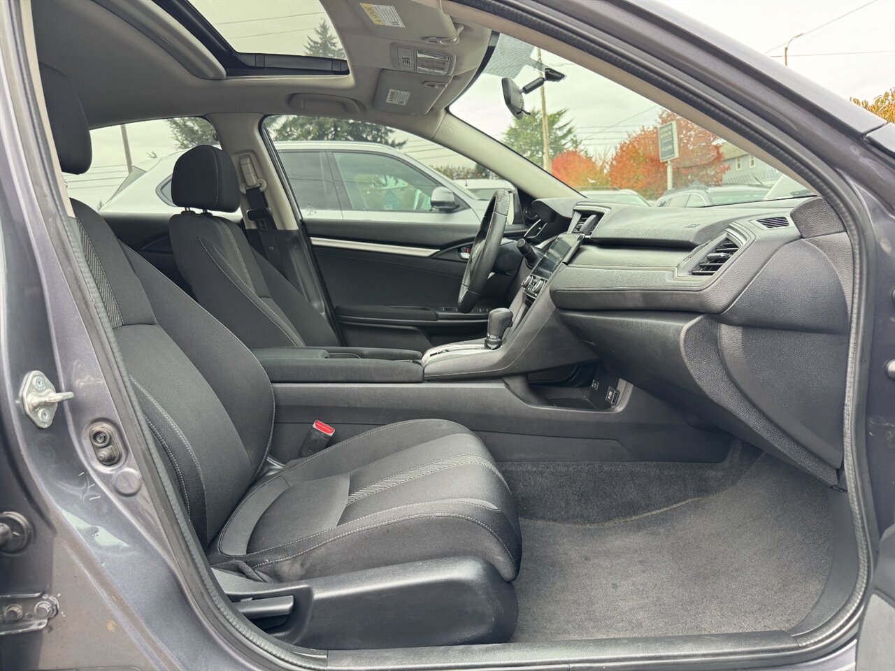 2017 Honda Civic EX   - Photo 17 - Portland, OR 97211