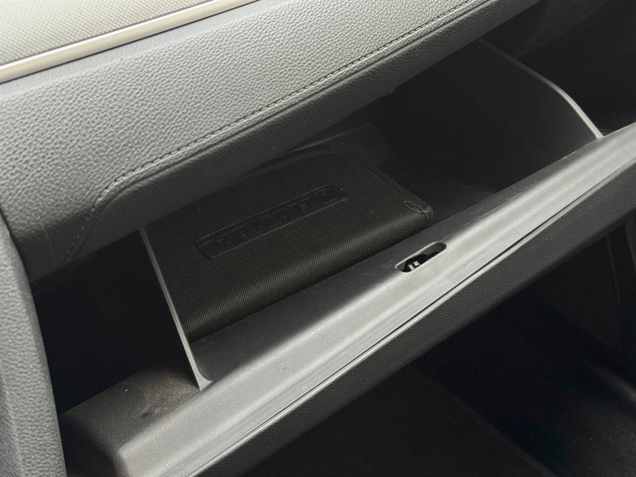 2017 Honda Civic EX   - Photo 24 - Portland, OR 97211