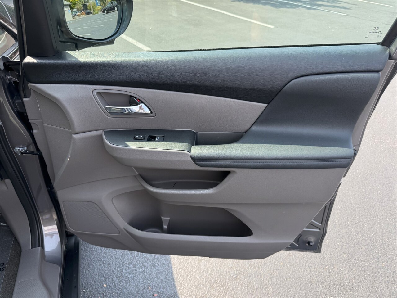 2014 Honda Odyssey EX-L LEATHER ONLY 45K MILES   - Photo 23 - Portland, OR 97211