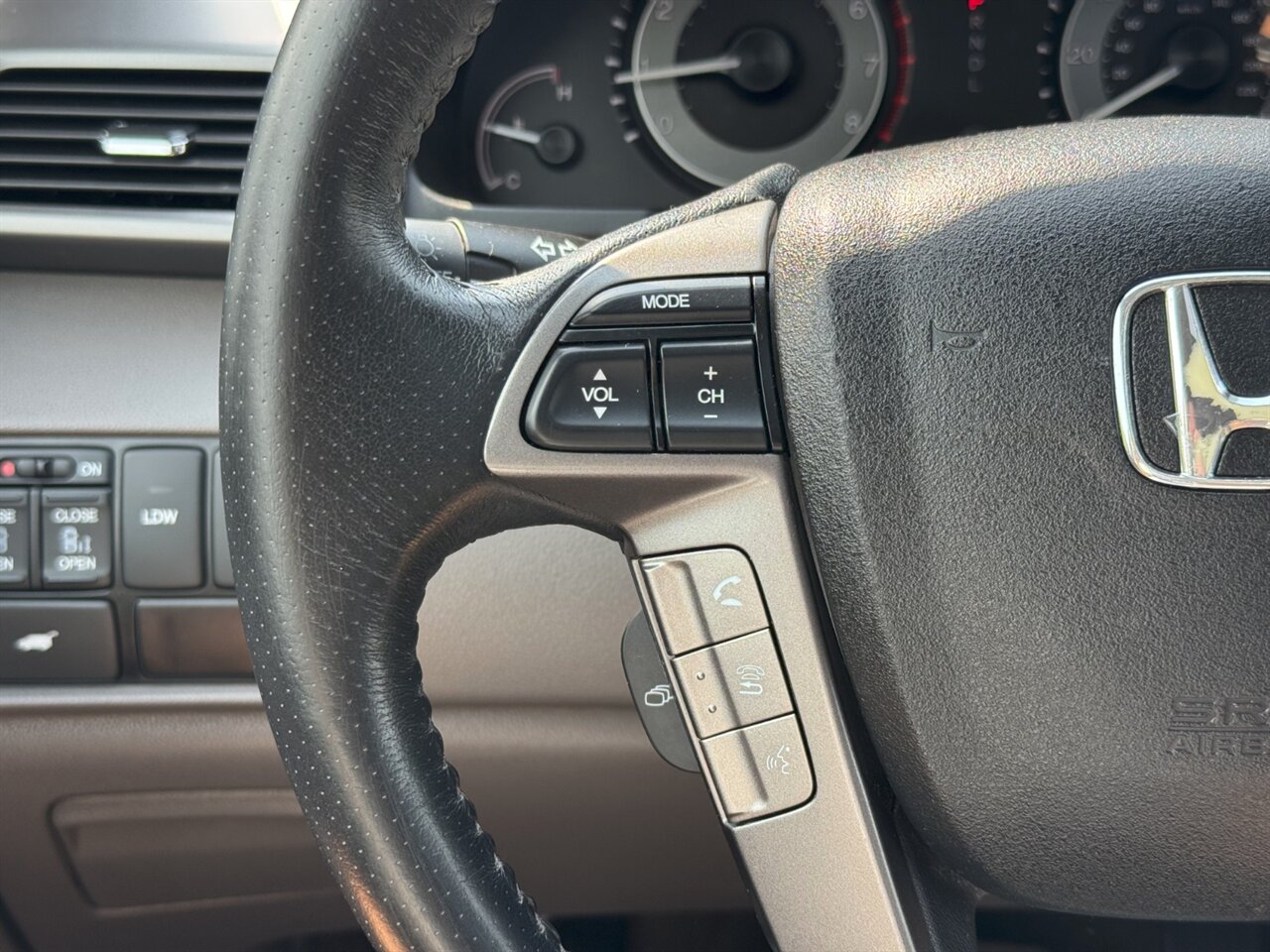 2014 Honda Odyssey EX-L LEATHER ONLY 45K MILES   - Photo 29 - Portland, OR 97211