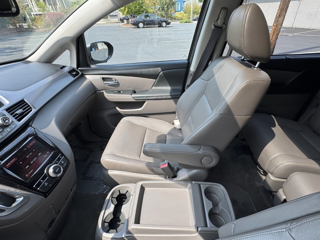 2014 Honda Odyssey EX-L LEATHER ONLY 45K MILES   - Photo 33 - Portland, OR 97211