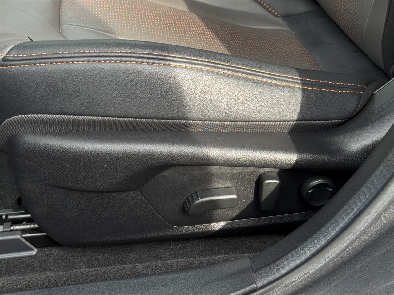 2025 Subaru Crosstrek Limited ONLY 16K MILES ADAPTIVE - Photo 20 - Portland, OR 97211