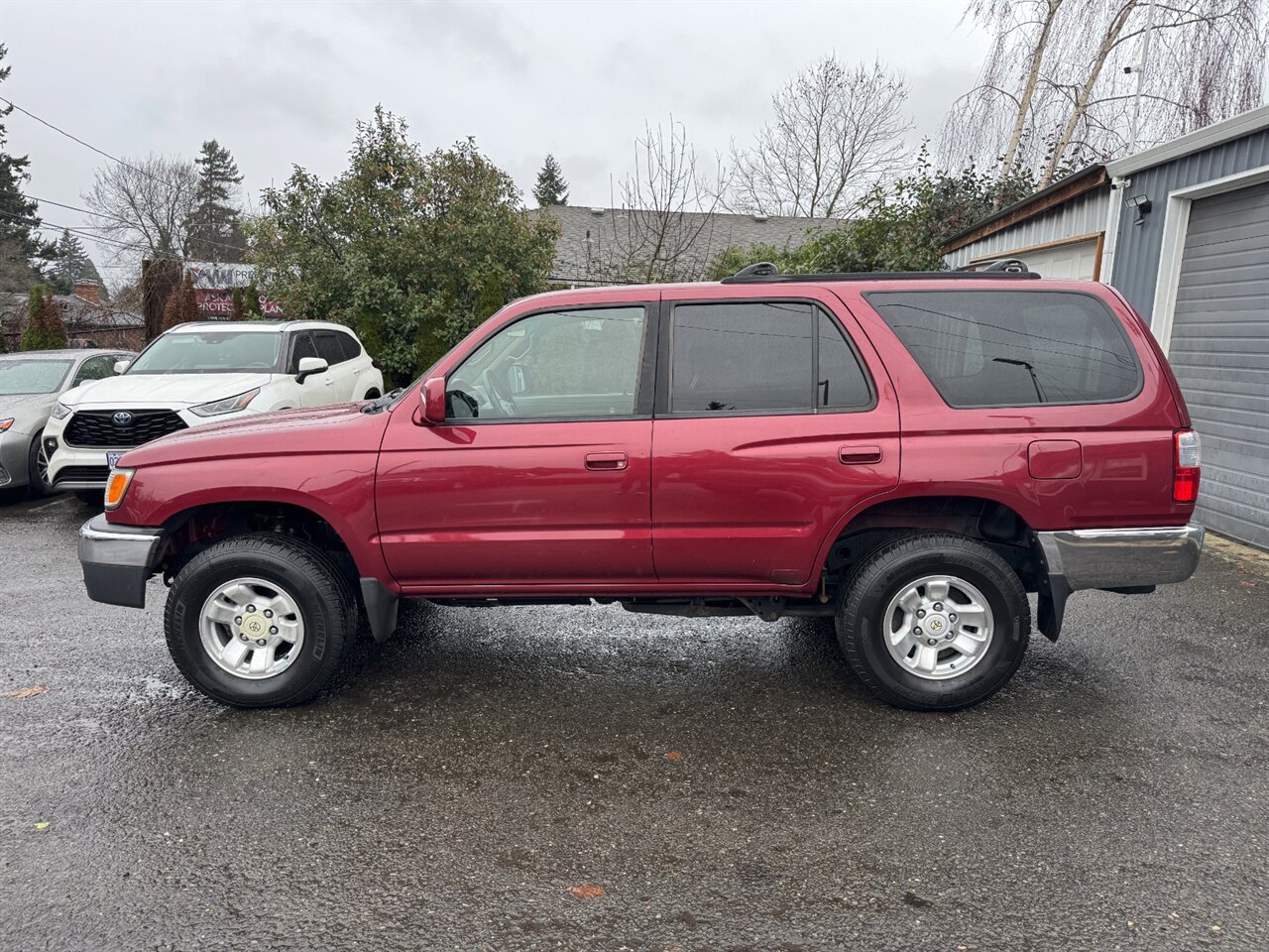 2002 Toyota 4Runner SR5 4WD - LOCAL WASHINGTON CAR. - Photo 4 - Portland, OR 97211